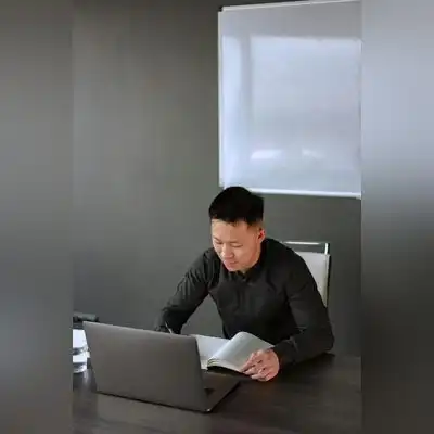 韩雅欣